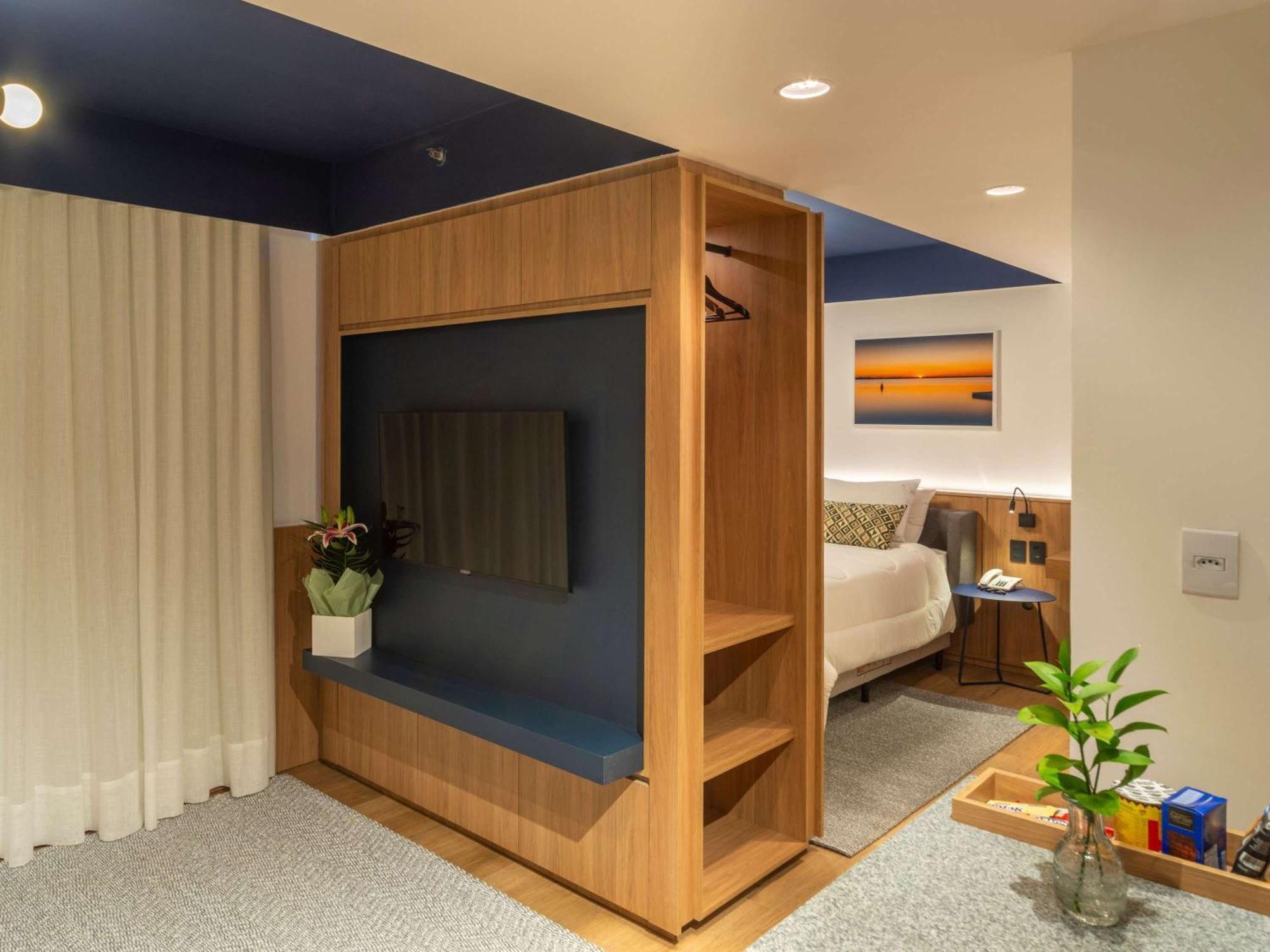 Hotel Manhattan By Mercure Porto Alegre